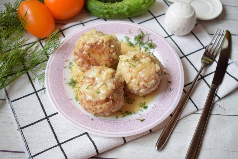 Мясные тефтели фламбе
