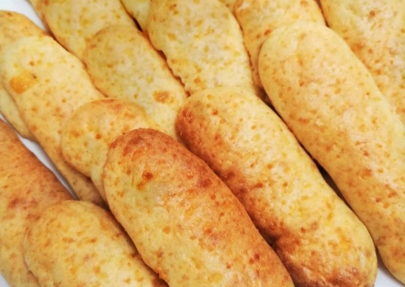 Творожные палочки с сыром