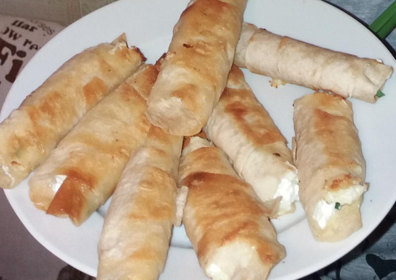 Творожные палочки жареные
