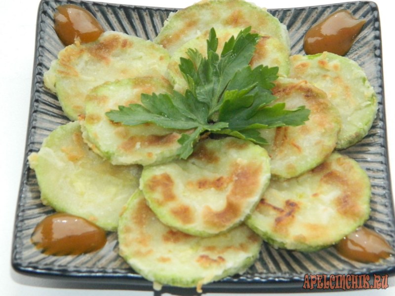 Жареные кабачки кружочками