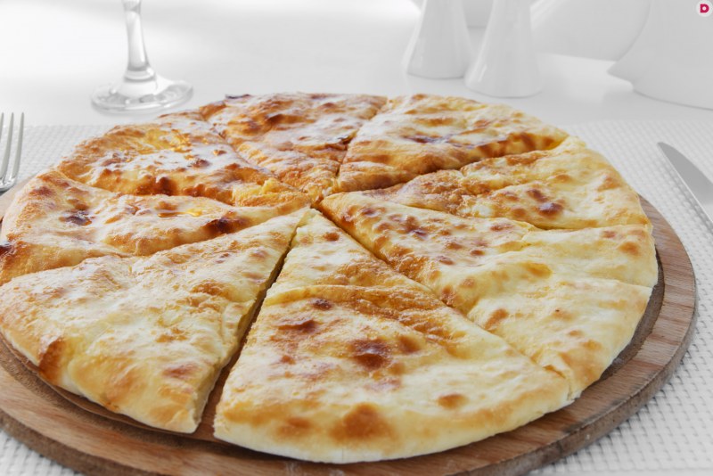 Лепешка с сыром хачапури