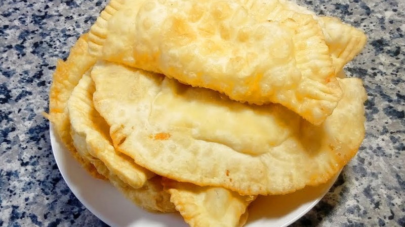 Чебуреки сладкие