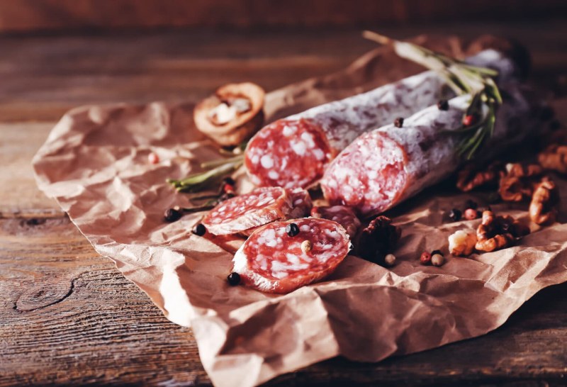 Сервелат карбонат мясное ассорти
