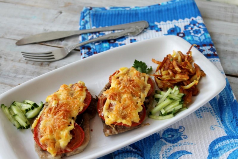 Мясо под сыром