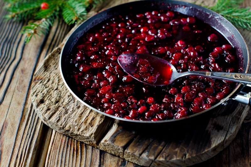 Клюквенный морс из замороженной клюквы