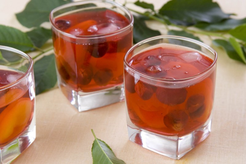 Компот из кураги и чернослива