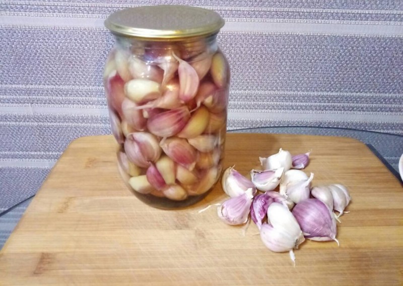 Чеснок соленый