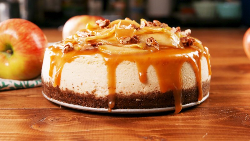 Чизкейк Карамельный с арахисом