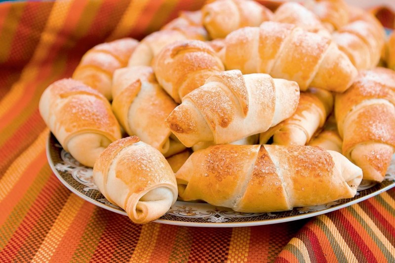 Рогалики из дрожжевого теста