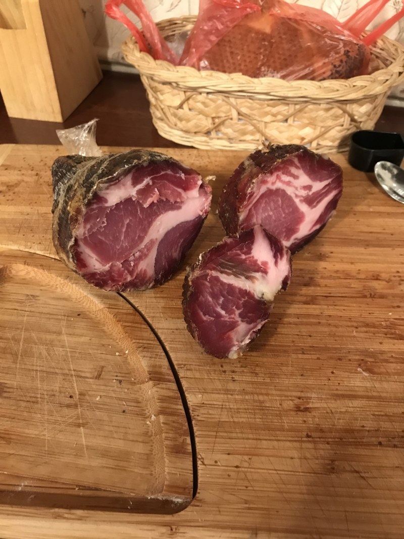 Сыровяленая свиная шея