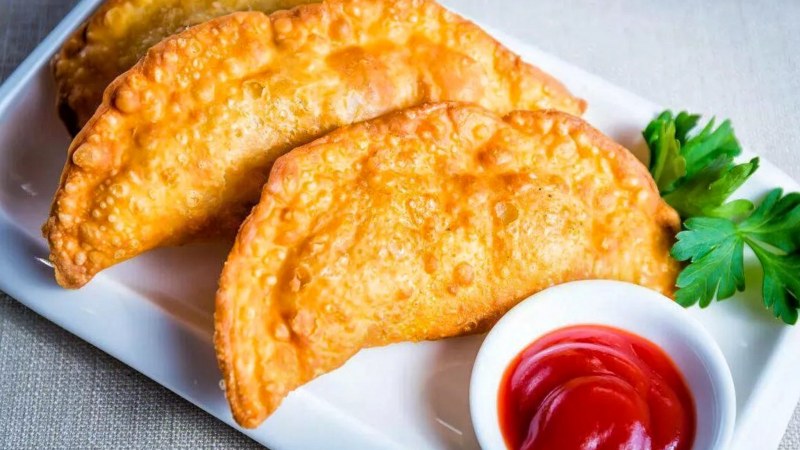 Чебуреки домашние