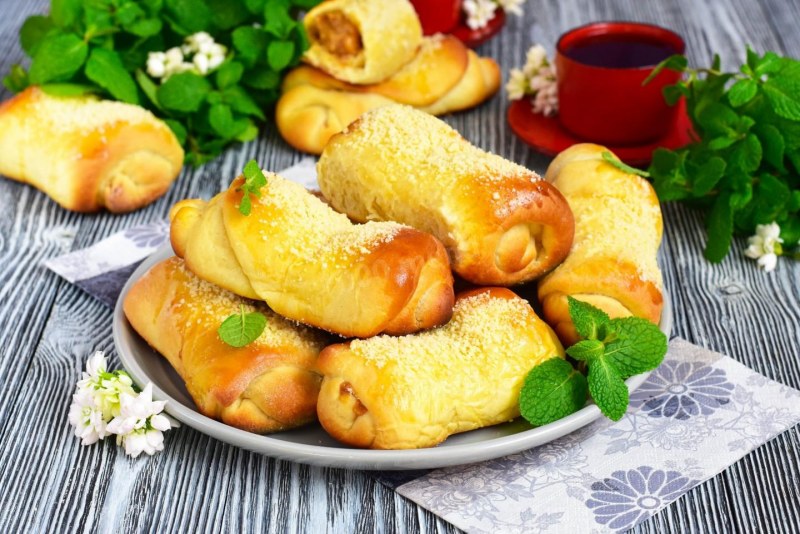 Сладкие булочки из дрожжевого теста