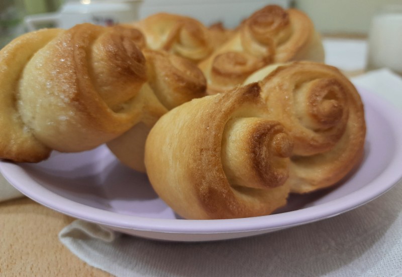Булочки моя цена с варёной сгущёнкой