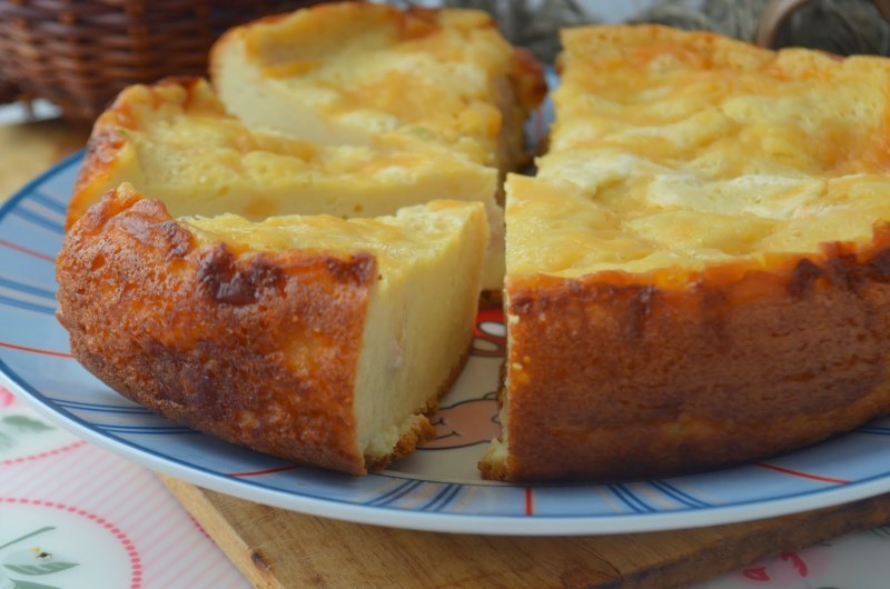 Заливной пирог с яблоками
