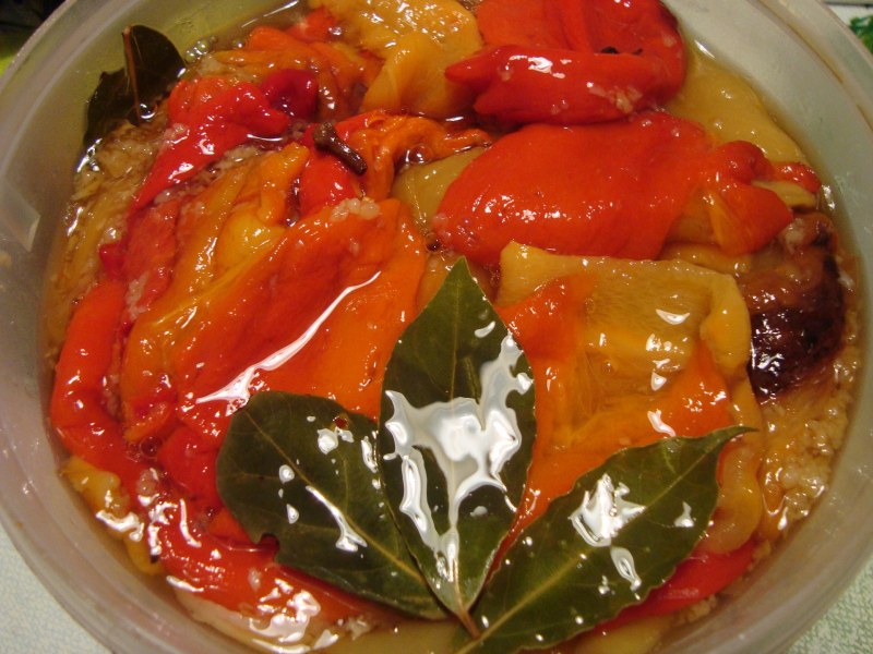 Маринованный болгарский перец