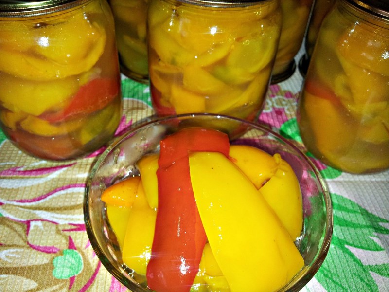 Мариновка Горького перца