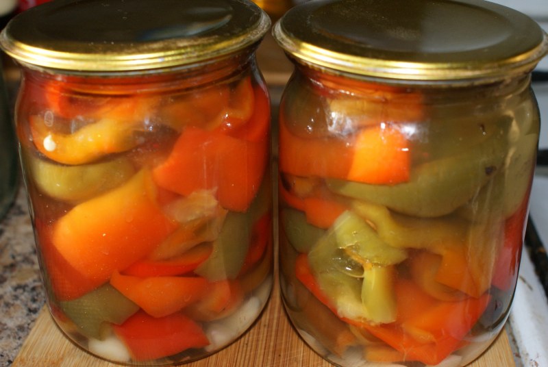Маринованный болгарский перец