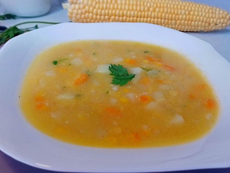 Суп рисовый с кукурузой