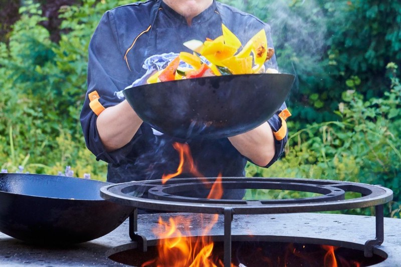 Сковорода-вок 36см le Creuset с крышкой чугун, чёрный, для индукции (Matte Black)