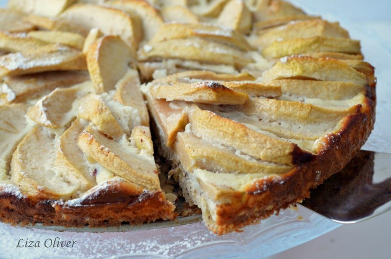 Яблочный пирог с овсянкой