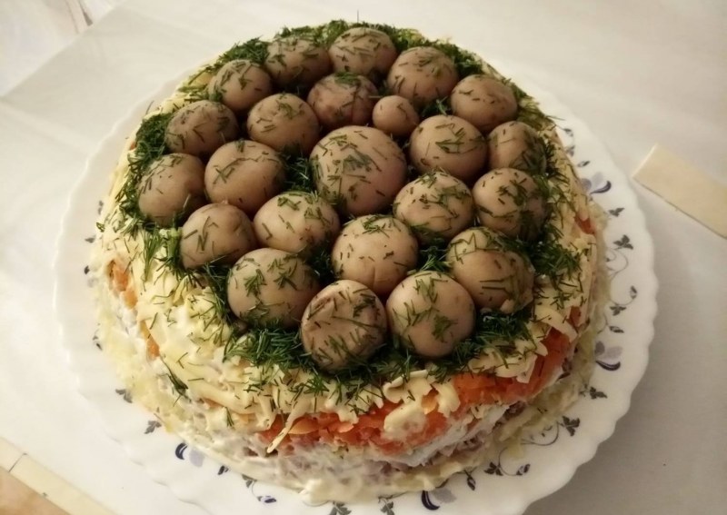 Салат Лесная Поляна сверху