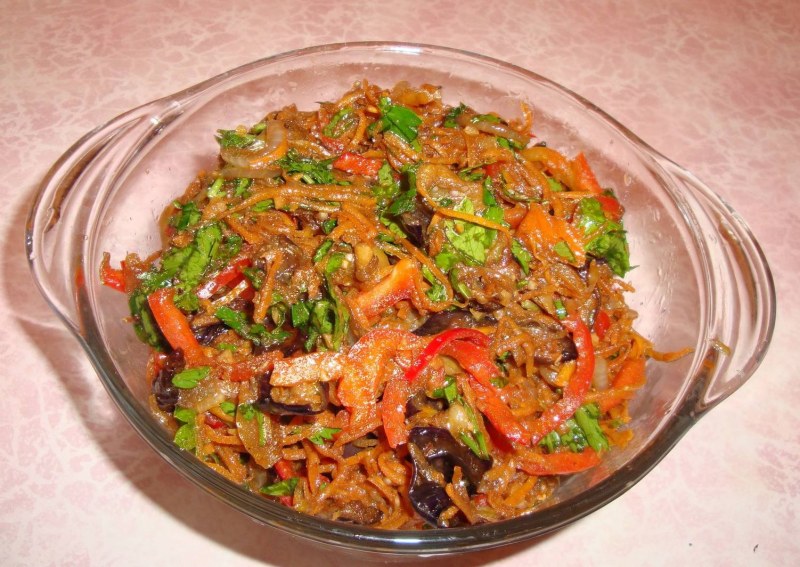 Морковча с баклажанами по корейски