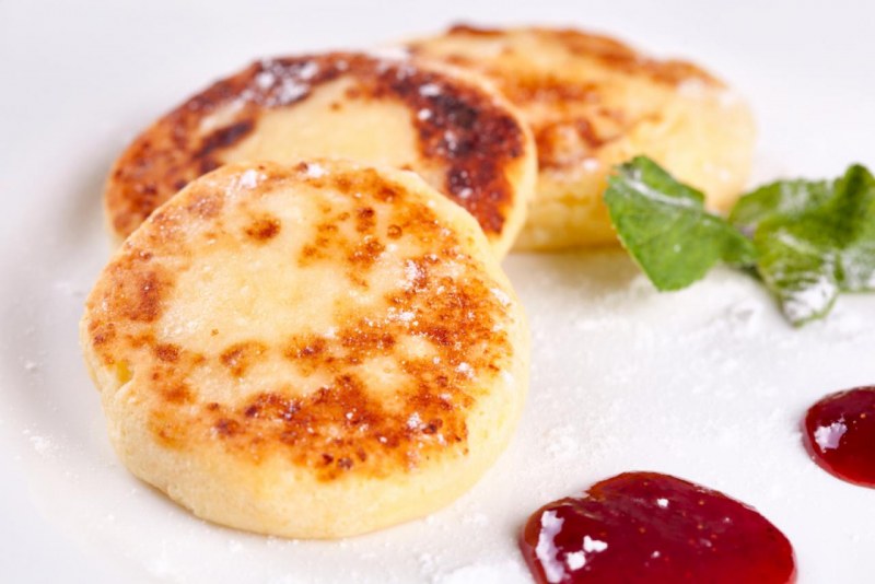 Сырники с яблоком и корицей