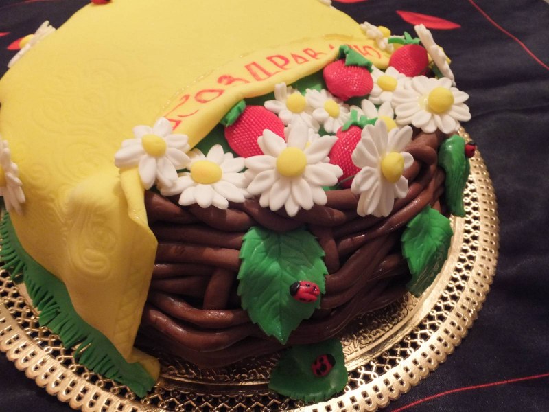 Торт из мастики