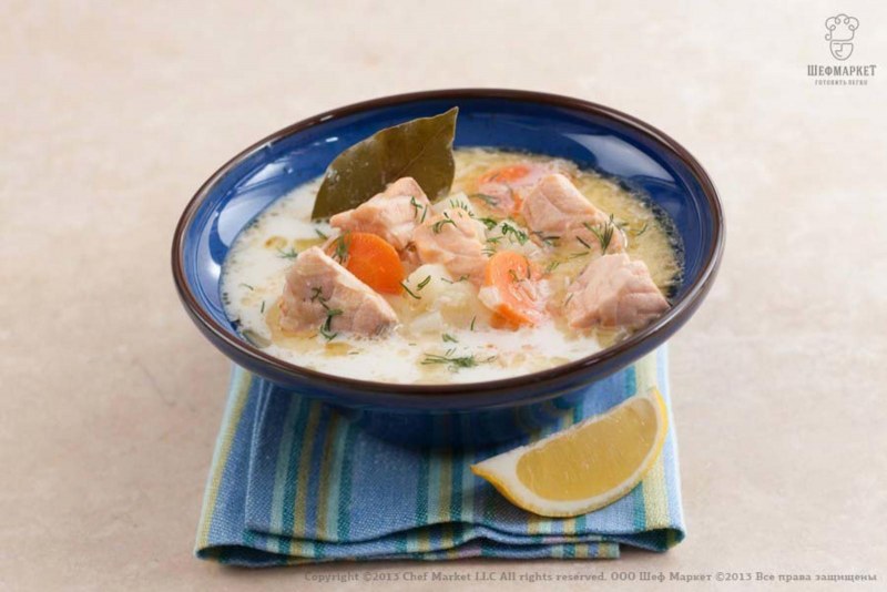Уха с форелью и сливками для малышей
