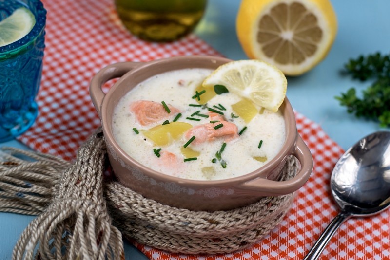 Рыбный суп из головы форели