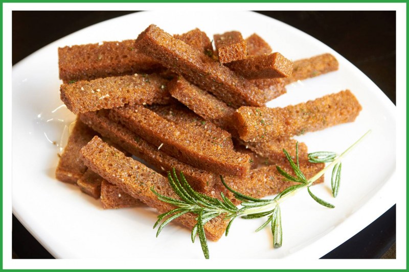 Гренки с сыром на сковороде