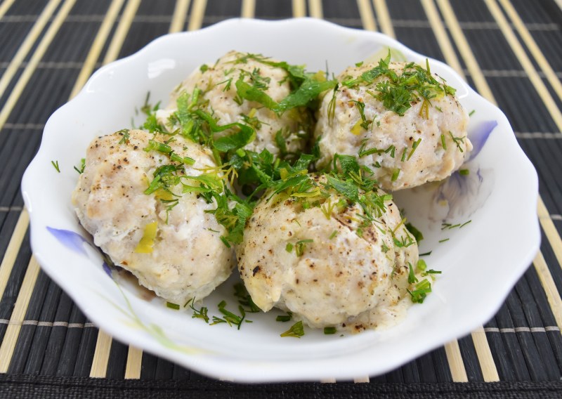 Кнели куриные паровые