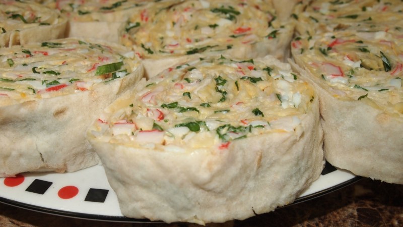Восточные гренки из лаваша