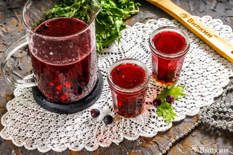 Черноплодная рябина компот