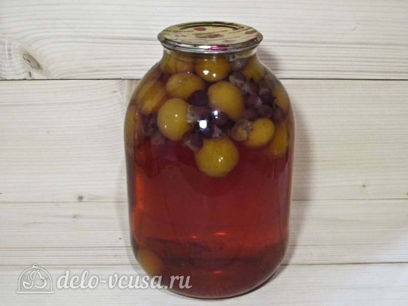 Красная смородина компот
