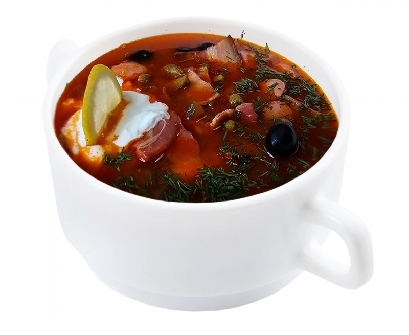 Солянка с охотничьими колбасками