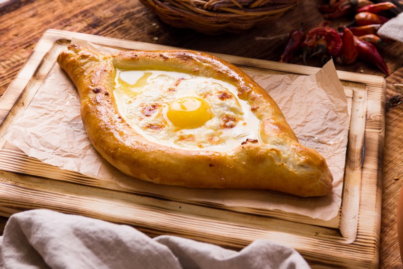 Хачапури по-аджарски
