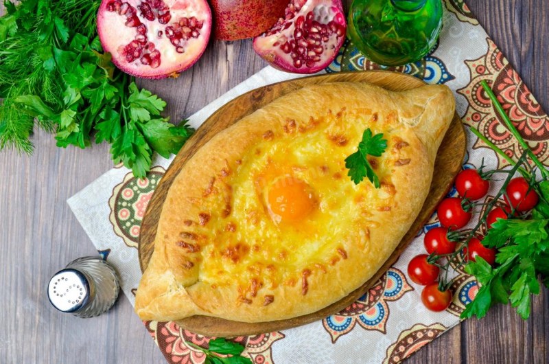 Хачапури по-аджарски настоящий грузинский