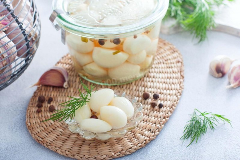 Маринованный чеснок зубчиками на зиму