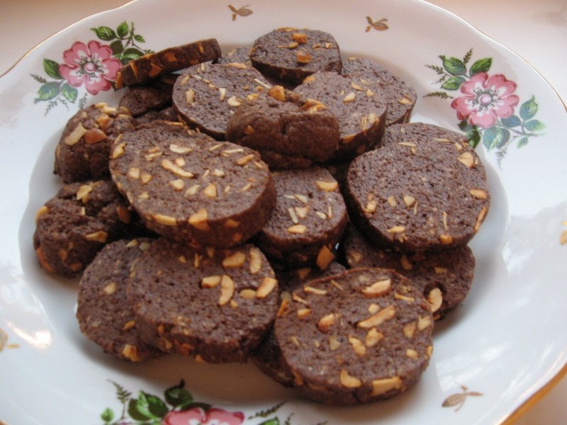 Шоколадная колбаска