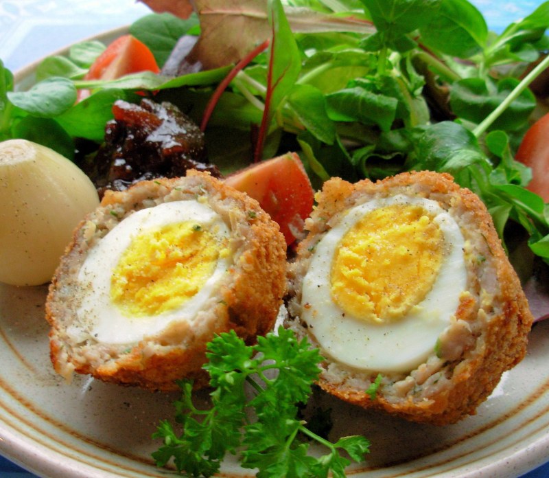 Канапе Мухоморчики с черри