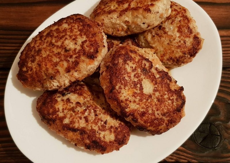 Котлеты с манкой и картошкой