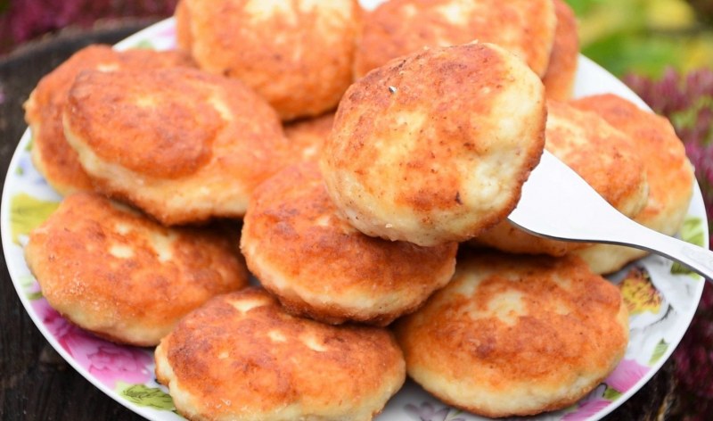 Котлеты из щуки с грибным соусом