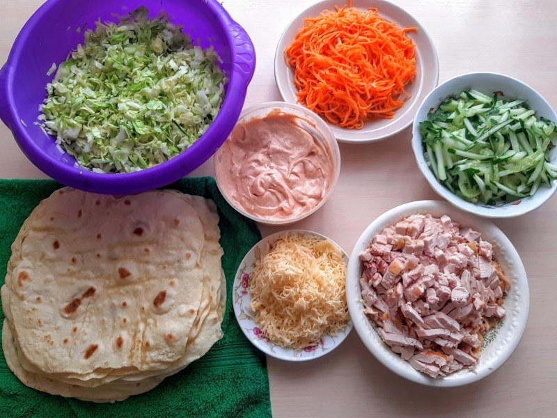 Шаурма с целой курицей