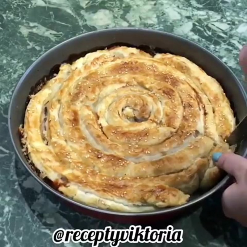 Пирог улитка с сыром