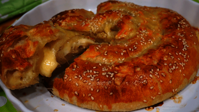 Бурек с мясом турецкий