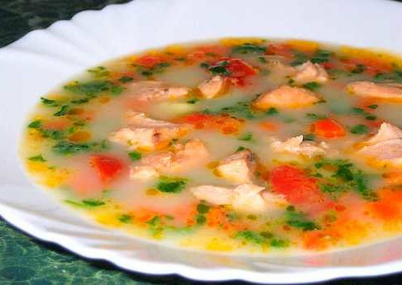 Уха из форели со сливками