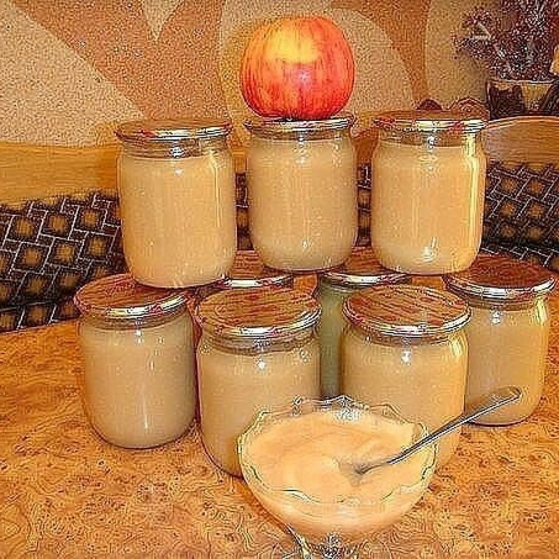 Яблочное пюре неженка