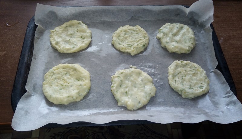 Булочка Мэри шаньга с сыром