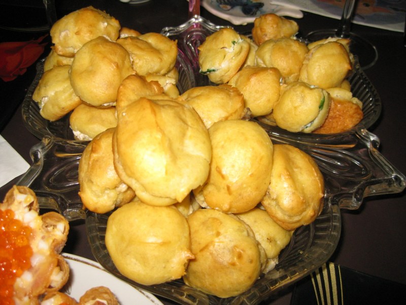 Сырные профитроли